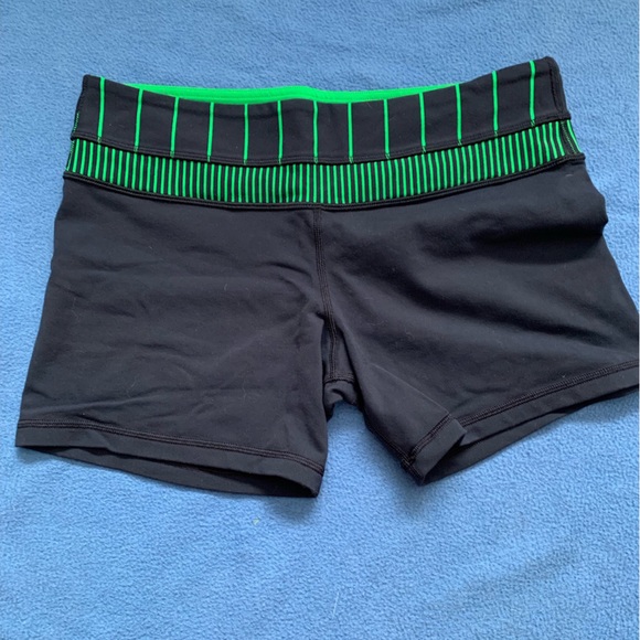 Lululemon shorts. Size 10 - Picture 1 of 3